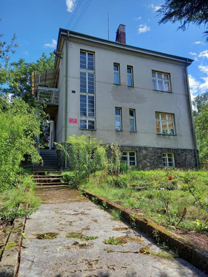 Vila Kotlarska Дечин Екстериор снимка